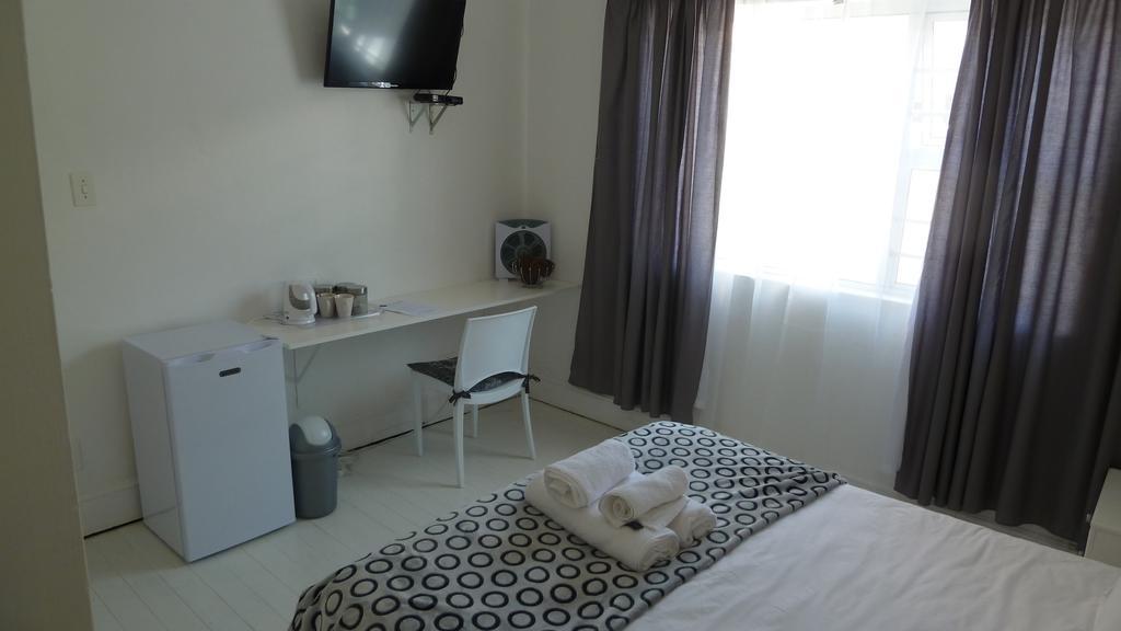 20 On Dixton Apartment Cape Town Room photo